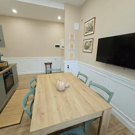 Linetta Charme House