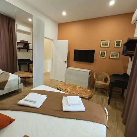 Linetta Charme House